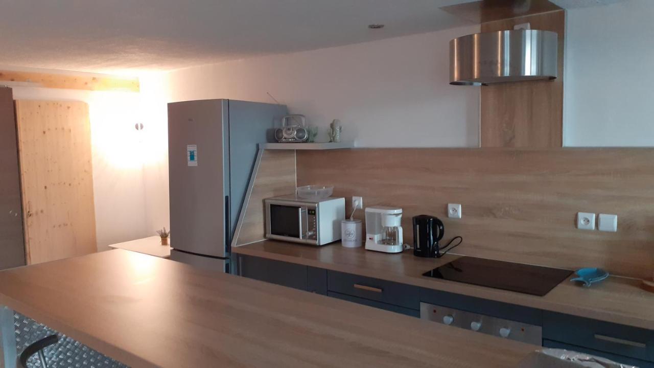 Appartement Proche Bord De Mer Plougasnou Bagian luar foto